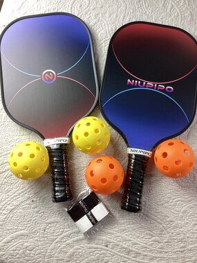 Niupipo Pickleball Paddle Set*Carrying Case 4 Balls & Overgrips*MX-75 Model*NWOB
